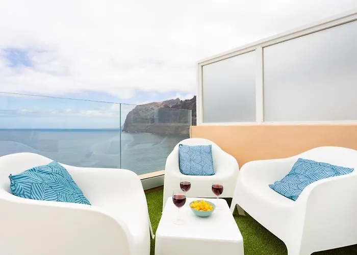 Estudio Gigantes 405 *